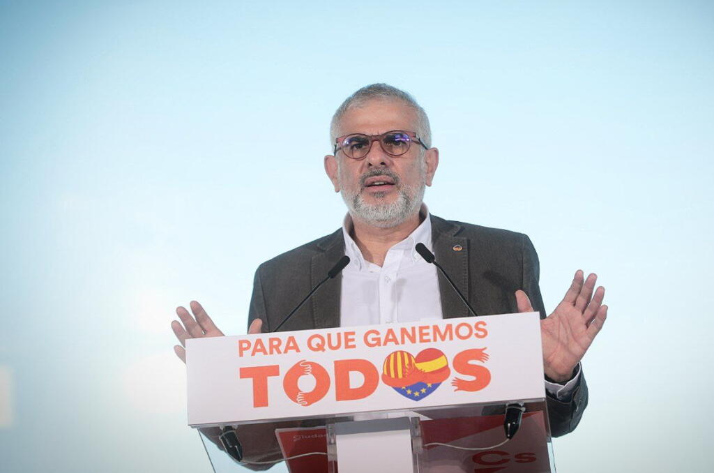 Carlos Carrizosa pede o voto para um governo 