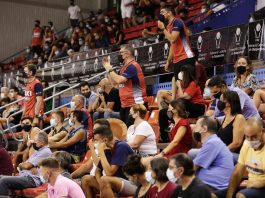 Recintos esportivos fechados na Catalunha já podem receber 100% do público