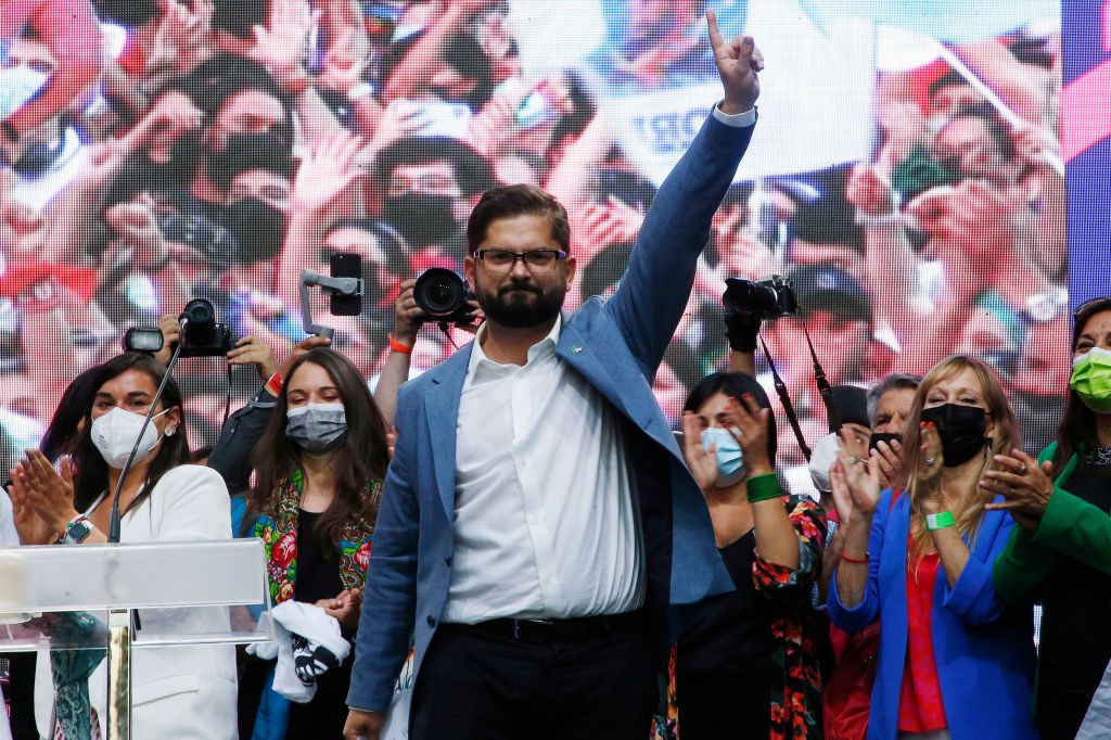 Gabriel Boric, de ascendência catalã por parte de mãe, é o novo presidente do Chile