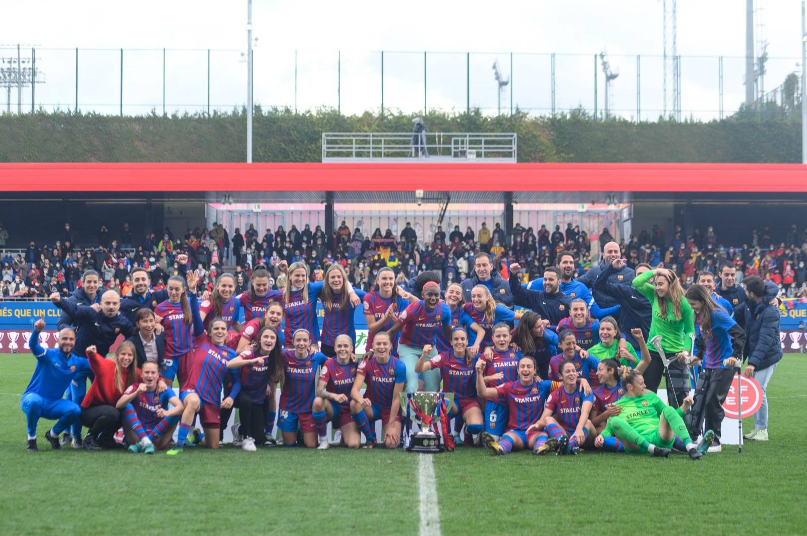 Futebol feminino: Barcelona conquista título da Liga dos Campeões - Folha PE