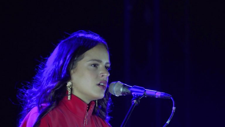 Rosalía, da Catalunha para o mundo. Música e atitude.