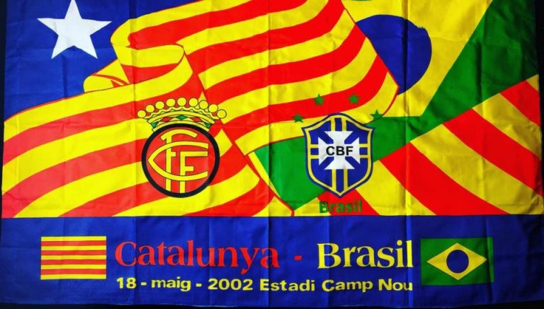 Quan Catalunya es va enfrontar al Brasil de Ronaldinho Gaúcho el 2002
