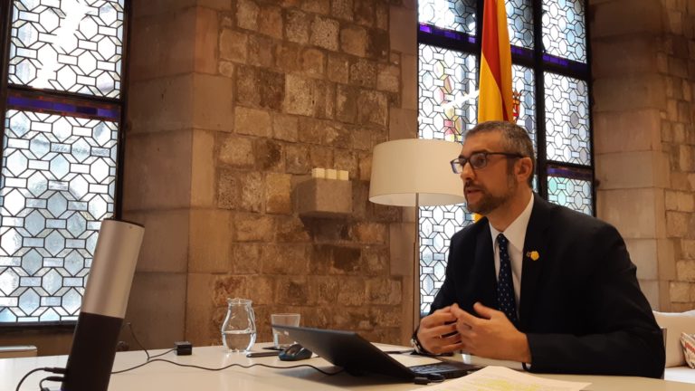 Bernat Solé: "Não julgamos decisões de outros países"
