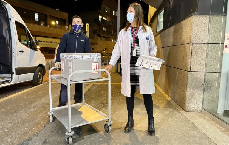 Chegam a Andorra as primeiras doses da vacina contra a COVID-19