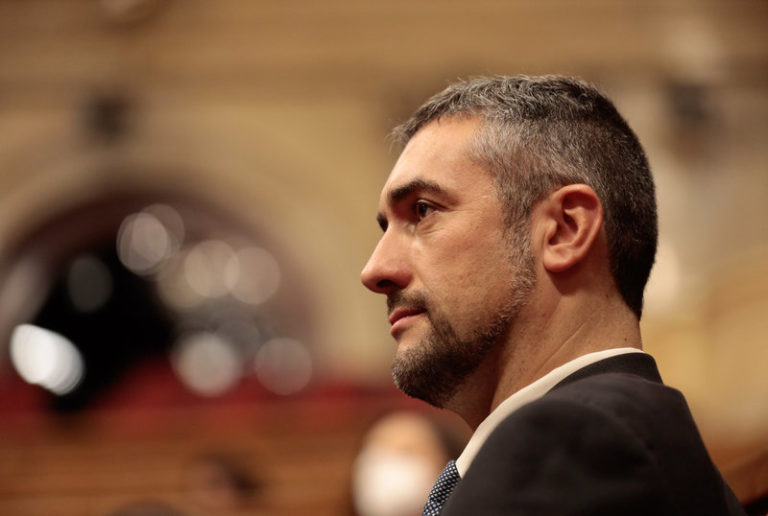 Nota de la delegació catalana de Portugal sobre la inhabilitació de Bernat Solé