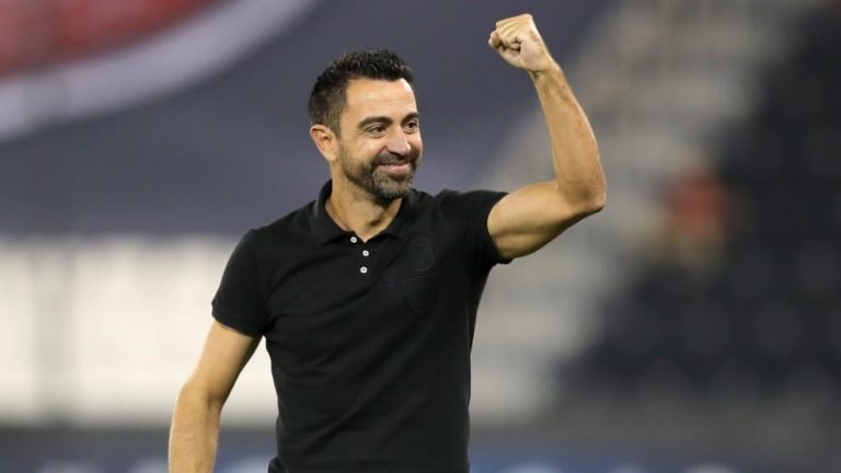 Jornal catalão afirma que Barça negocia contratação do treinador Xavi Hernández