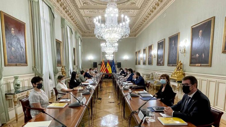 Governo da Catalunha, "insatisfeito" com os acordos da reunião com o governo da Espanha